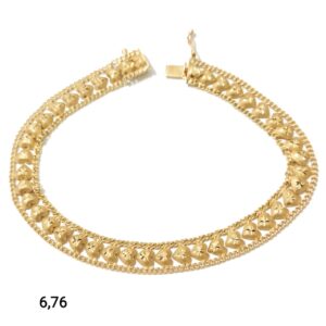 Pulseira taparela corações bordado em ouro 18k